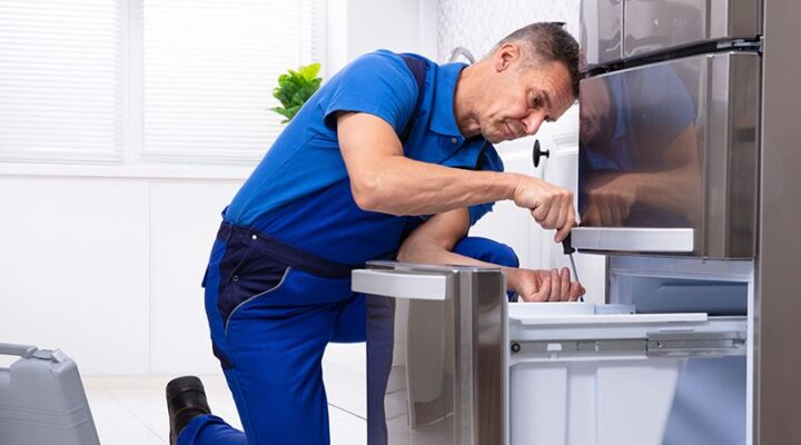 refrigerator won't turn on