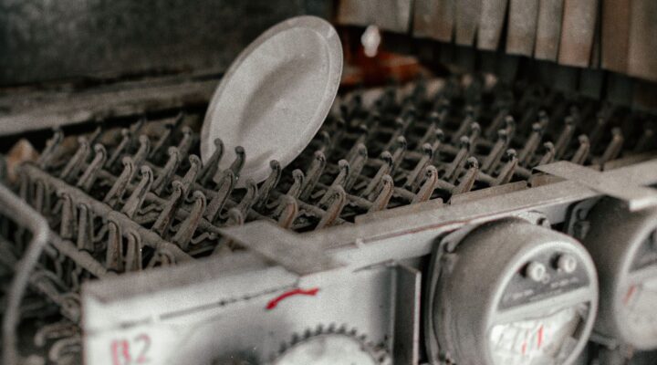 troubleshoot a dishwasher